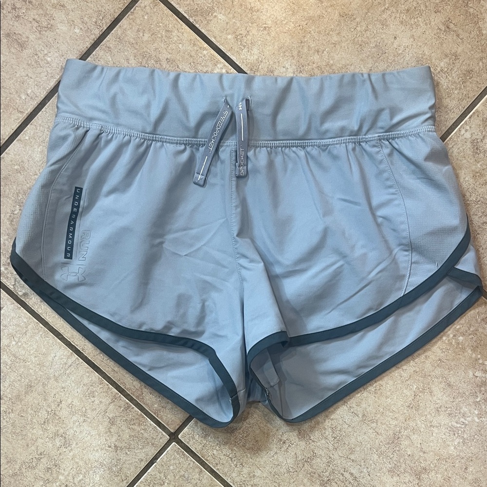 Under Armour Light Gray Women's SpeedPocket Athletic Shorts